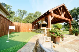 patio and putting gree - Sims & Greens