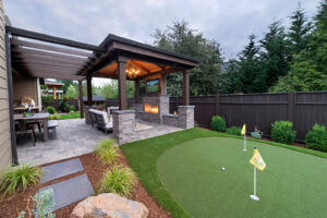 puttng green patio and grill - Sims & Greens